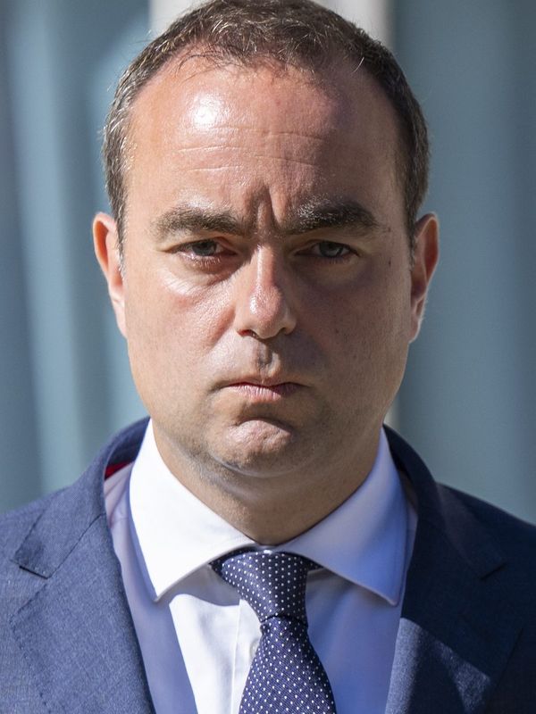 Portrait de Sébastien Lecornu